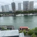 Studio Mirabeau - View Seine & Tour Eiffel